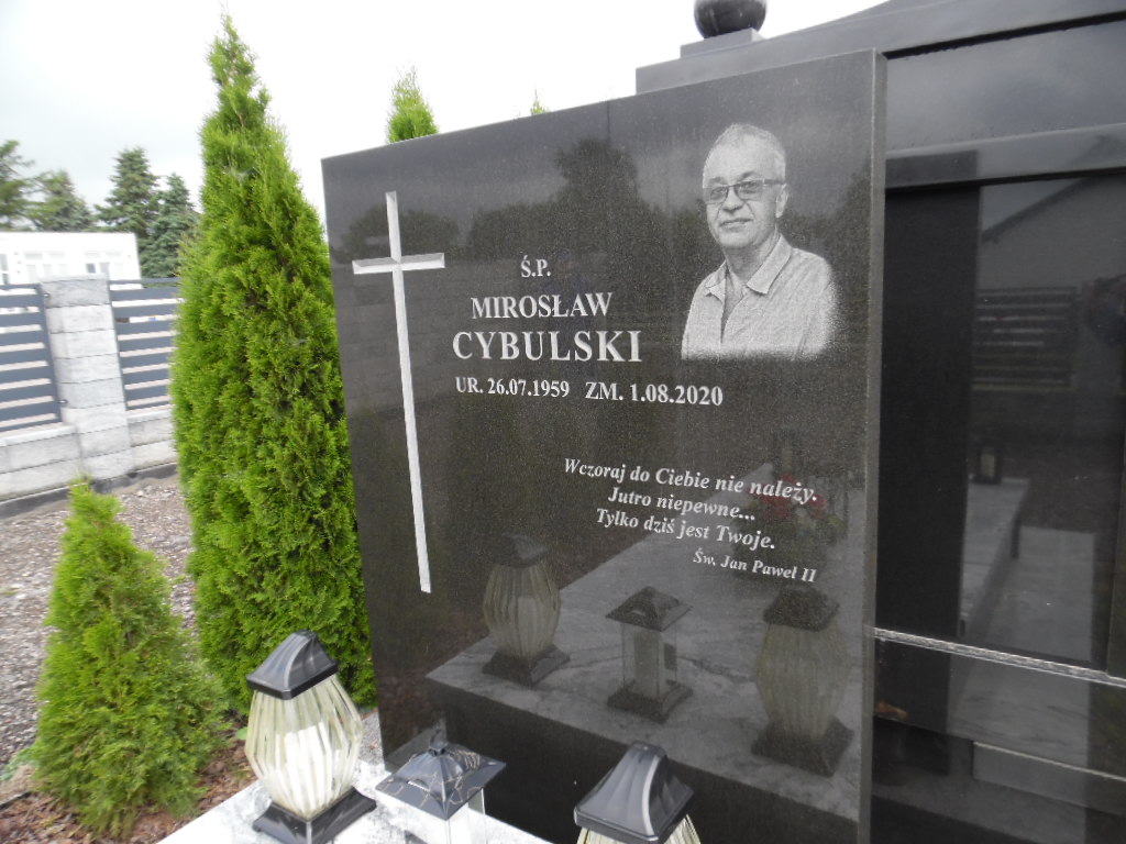 Mirosław Cybulski 1959 Zamość - Grobonet - Wyszukiwarka osób pochowanych