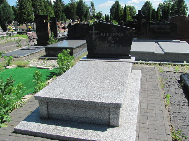Grób Genowefa Kupidura